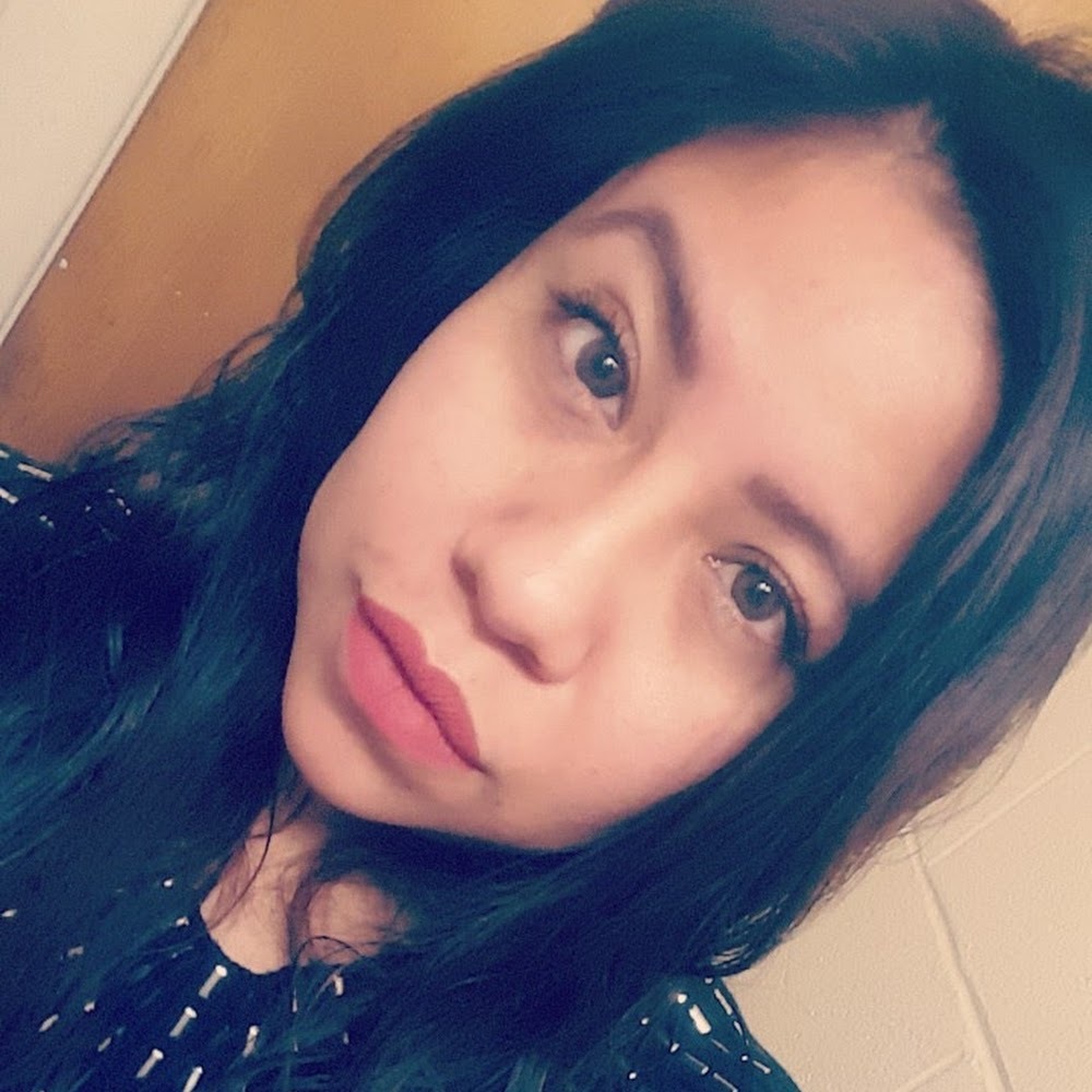 Meet your Posher, Yomaira